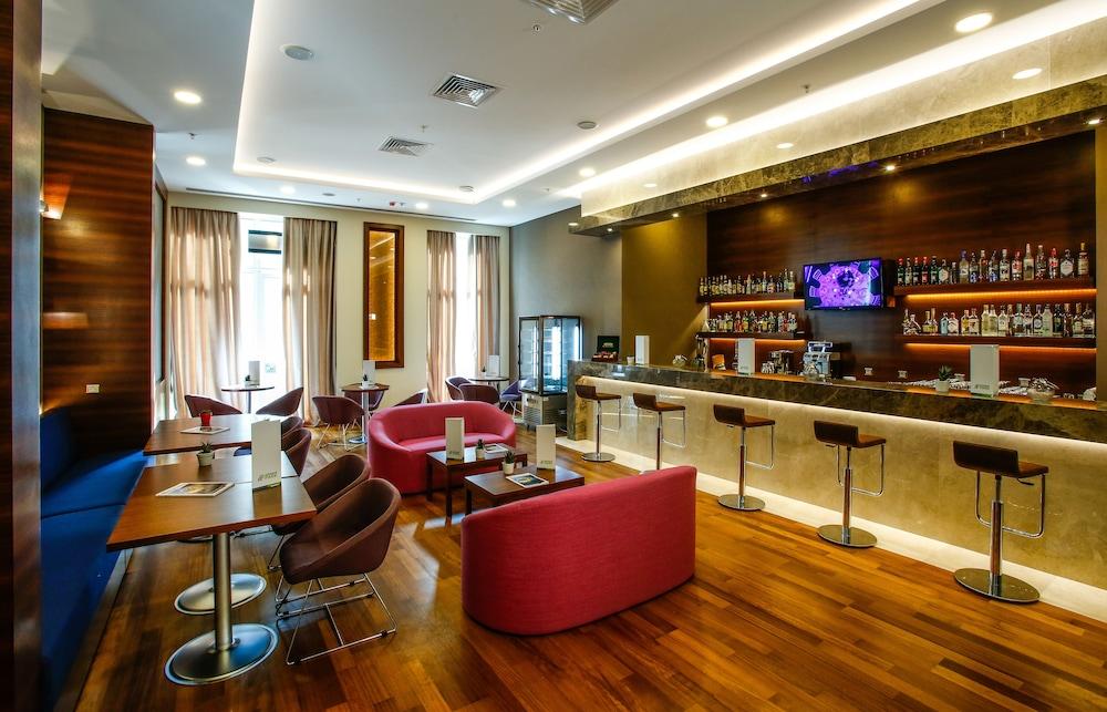 Dedeman Bostancı Hotel&convention Center Otel 5*
