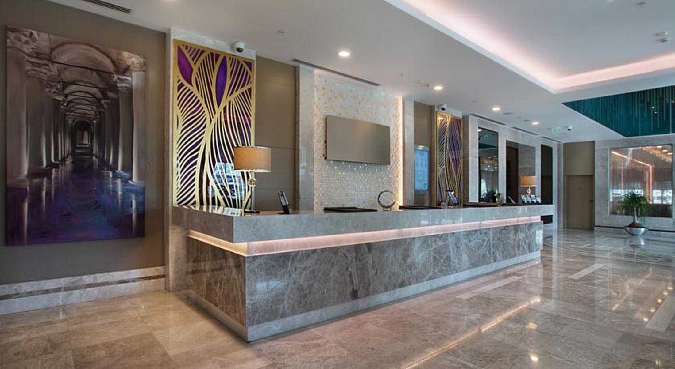Otel Dedeman Bostancı Hotel&convention Center 5*