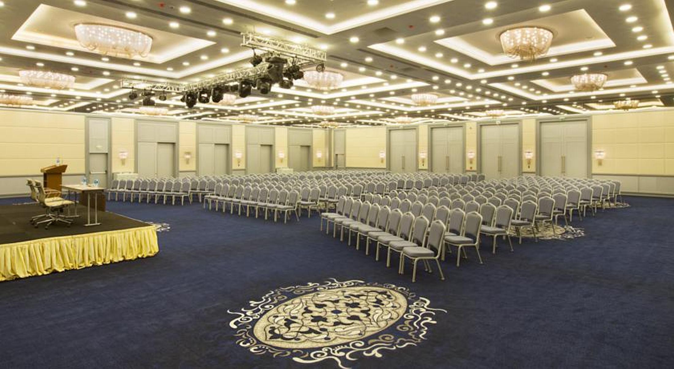 Dedeman Bostancı Hotel&convention Center Otel 5*