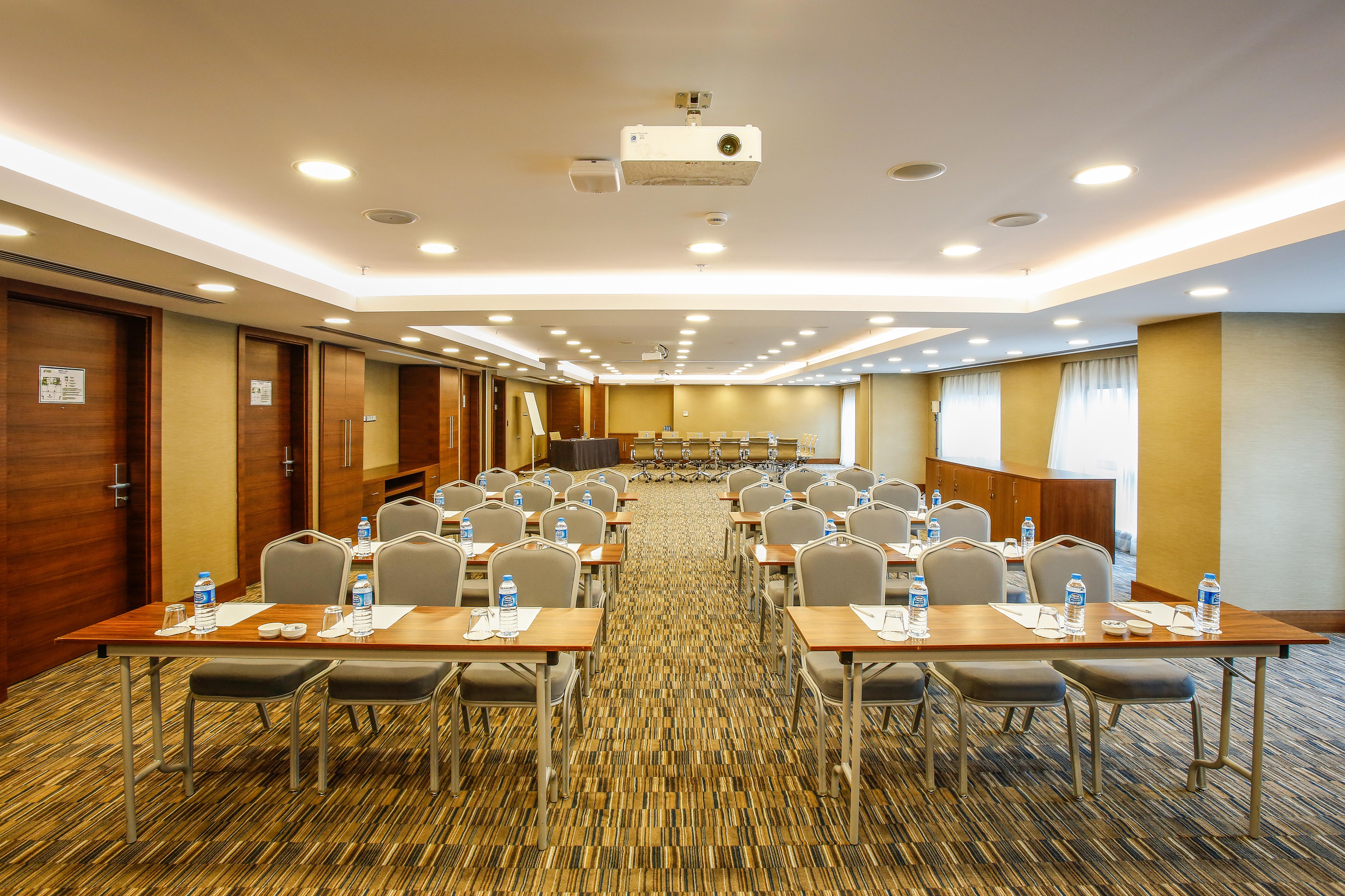 Dedeman Bostancı Hotel&convention Center