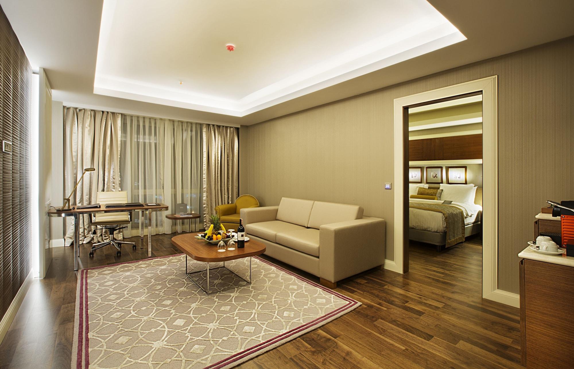 Dedeman Bostancı Hotel&convention Center Otel 5*